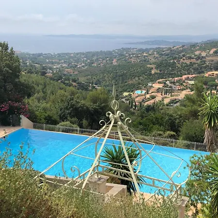 Vue Golfe De Saint Tropez - Les Issambres アパート